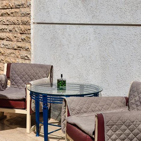 Apartmán אופק במדבר - 2 יחידות סטודיו מהממות ונעימות עם מקלט צמוד באילת Exteriér fotografie