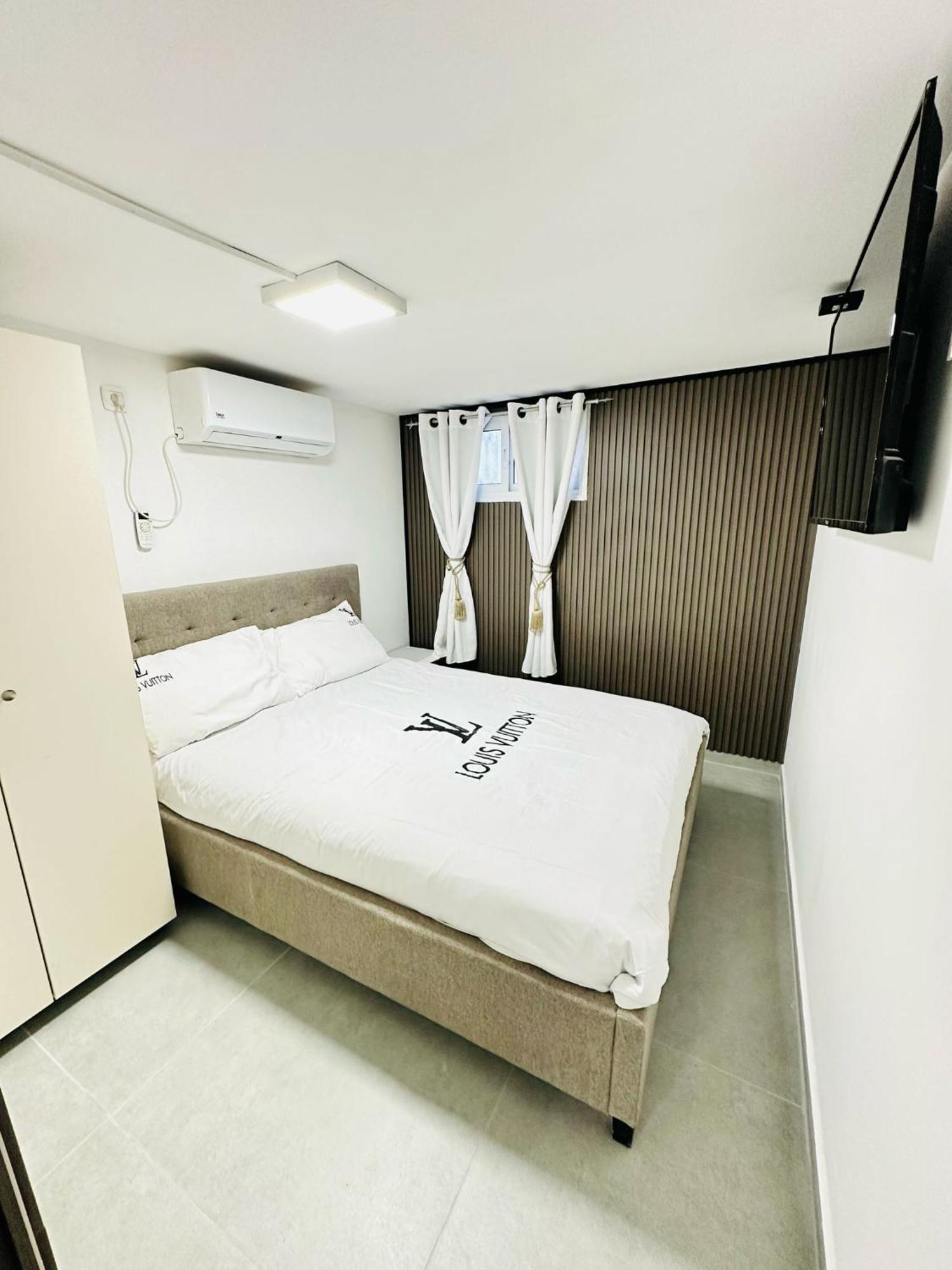 Apartmán אופק במדבר - 2 יחידות סטודיו מהממות ונעימות עם מקלט צמוד באילת Exteriér fotografie